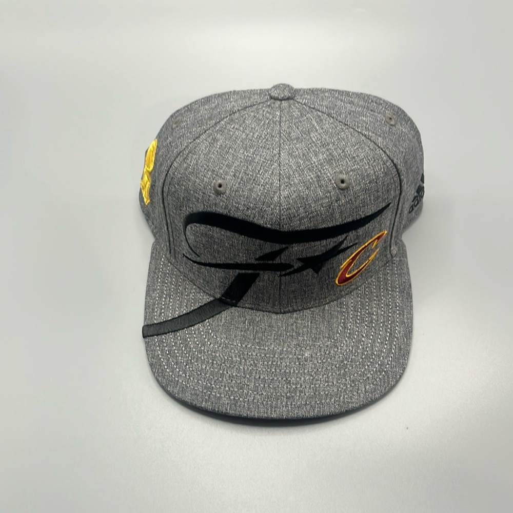 Rare. Adidas Cleveland Cavaliers SnapBack NBA Finals